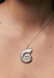 Caracola Charm Necklace_Silver
