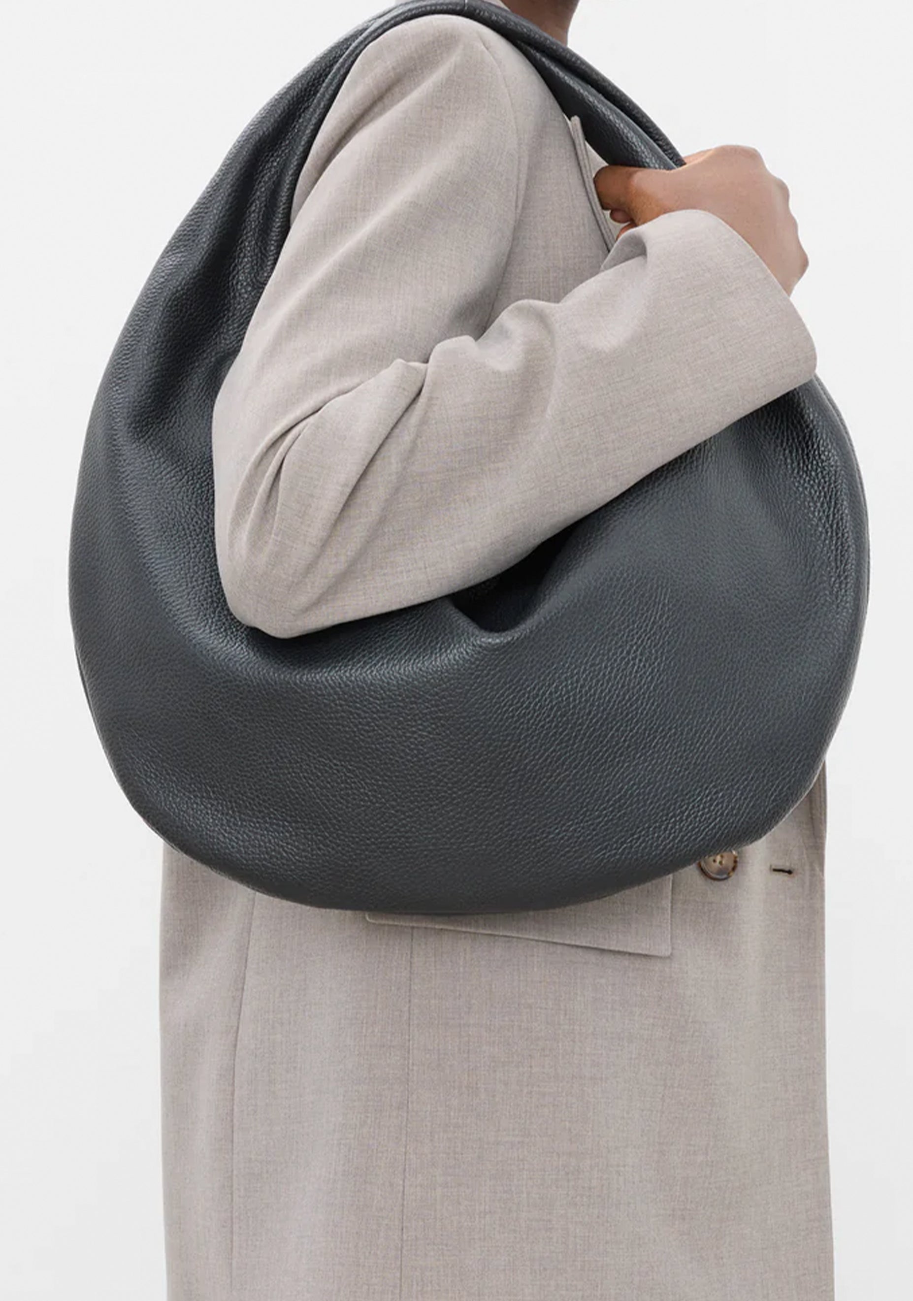 Alva Leather Shoulder Bag_Black