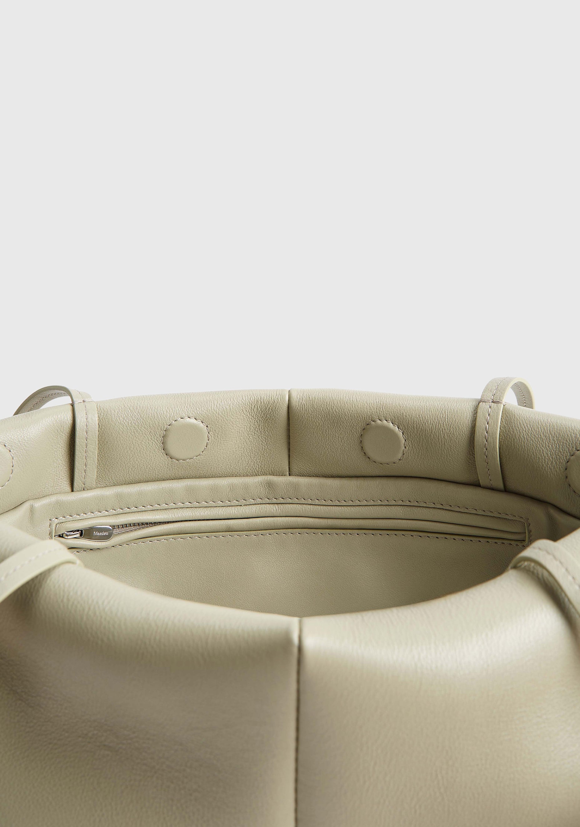 Boulevard Sling Leather Bag_Cream