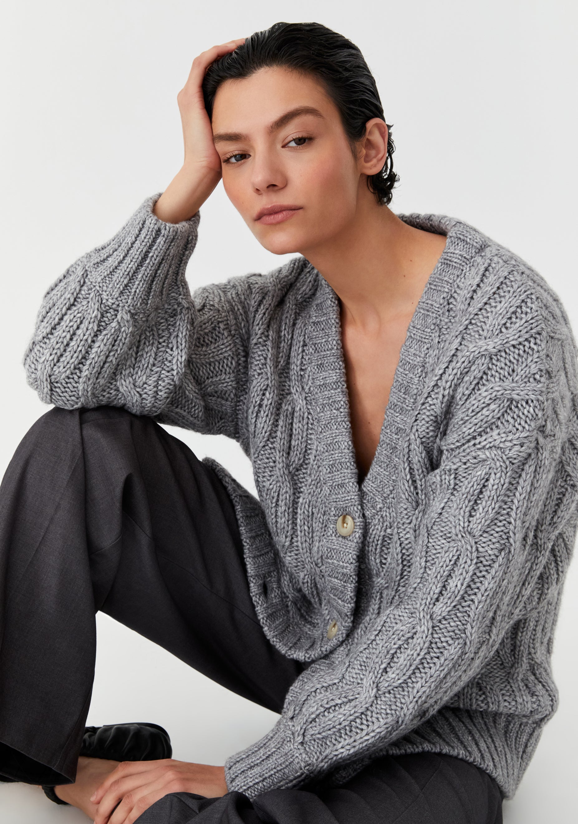 Eden Knit Cardigan_Grey