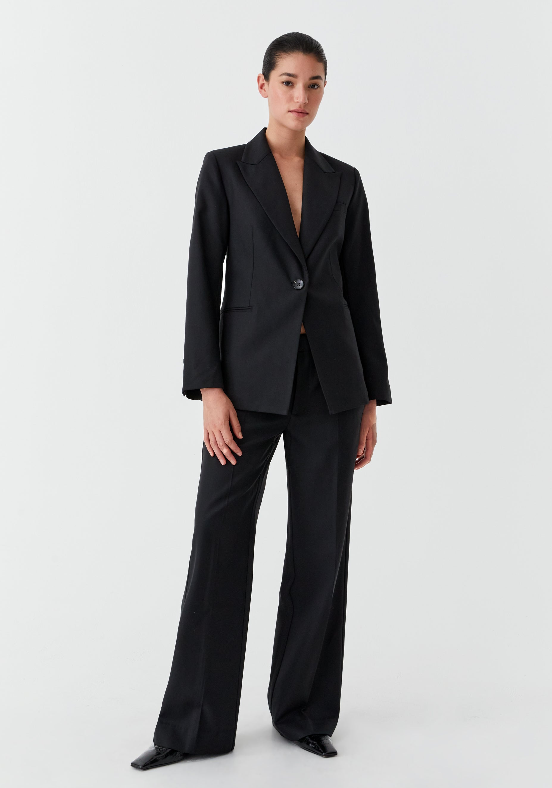 Vale Blazer_Black
