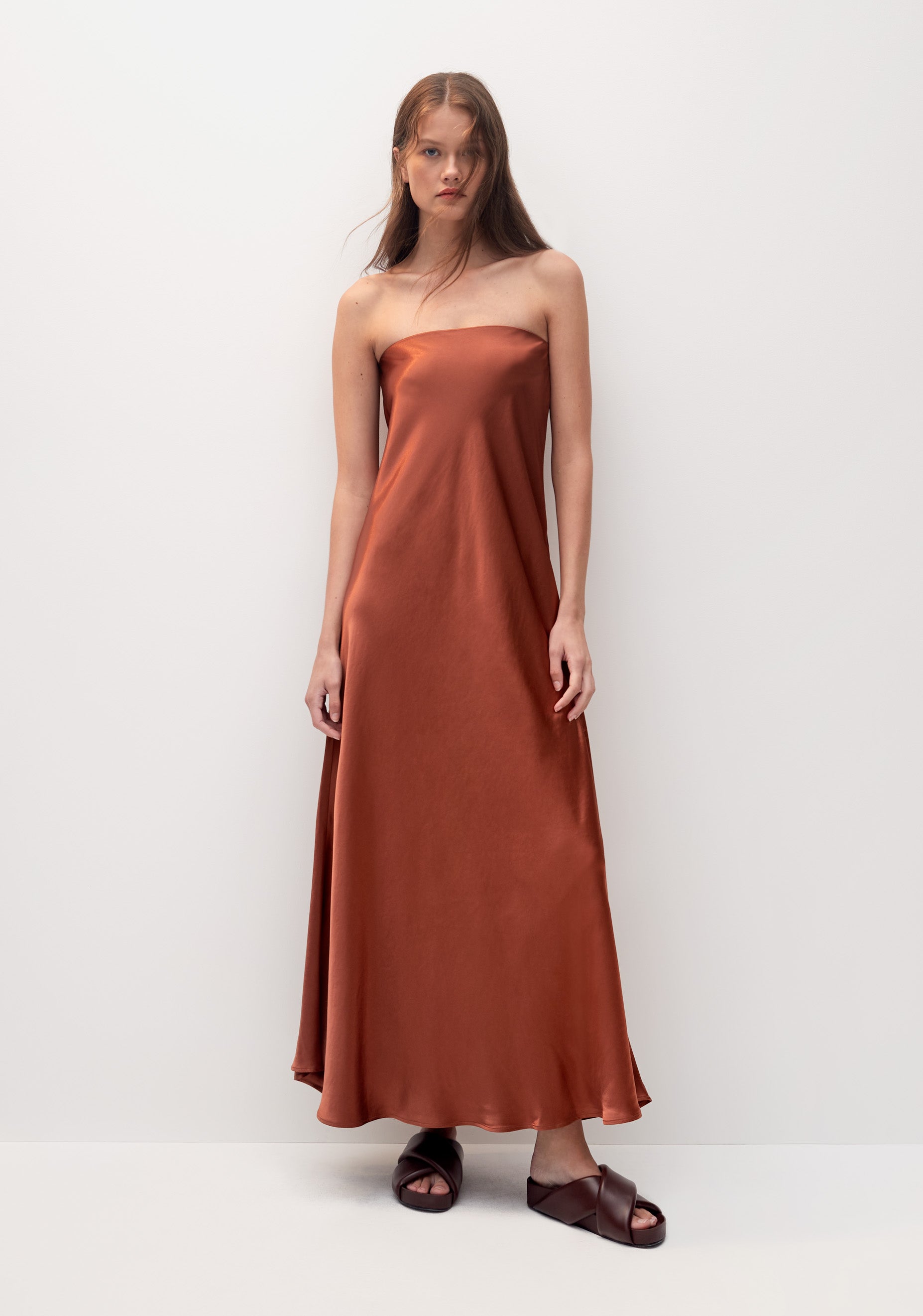 Strapless hotsell maxi slip