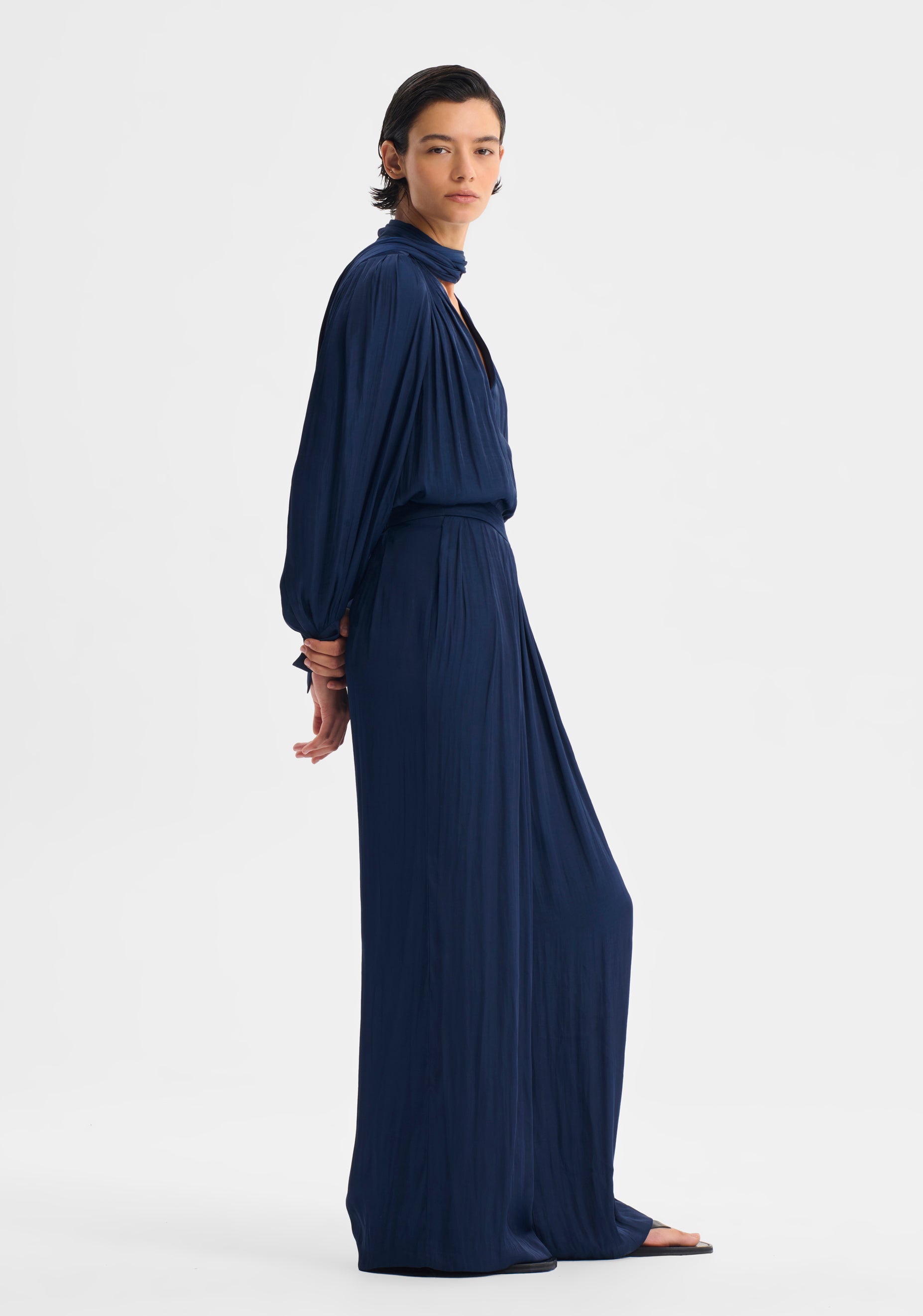 Lena V-Neck Top_Navy