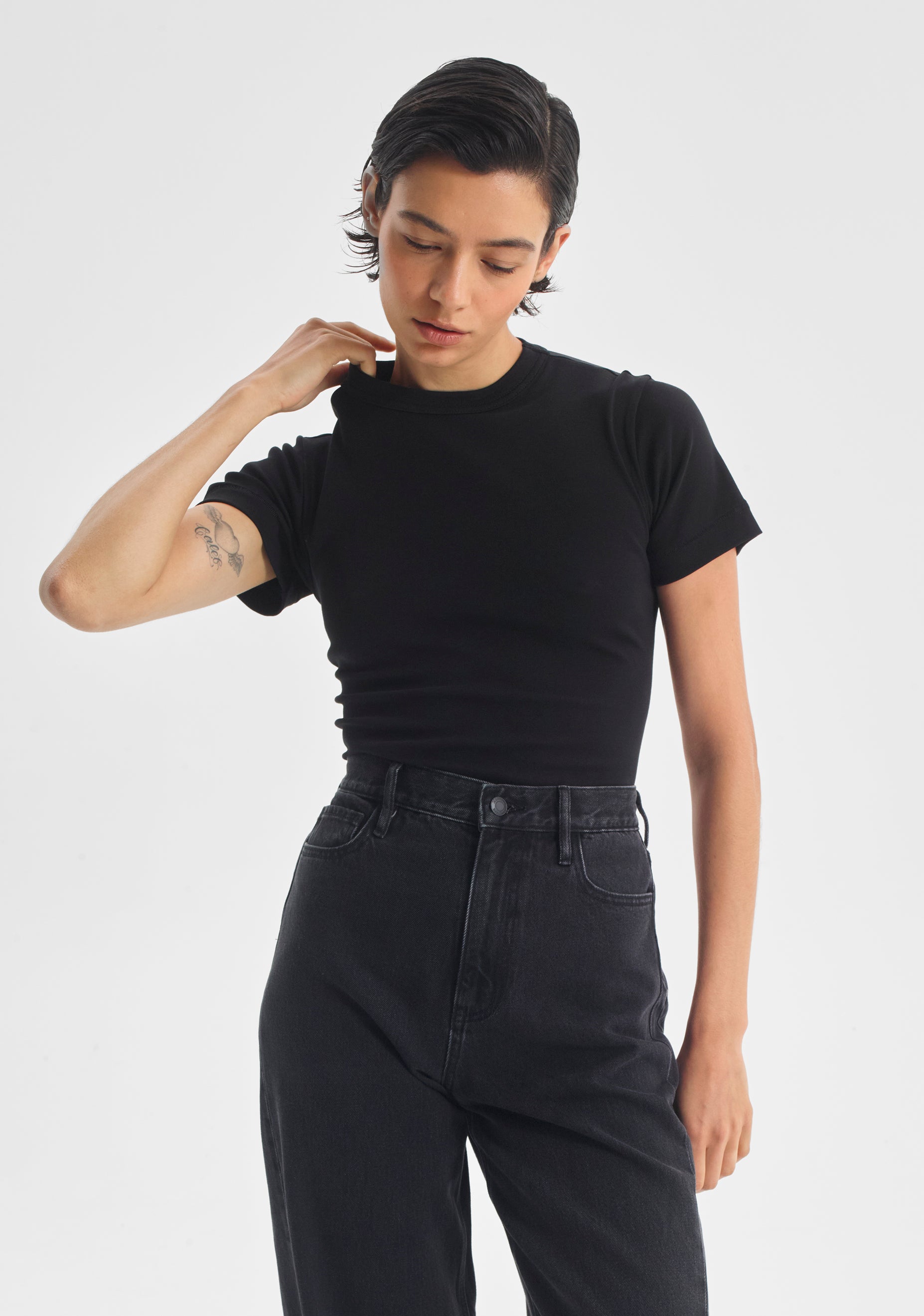 Odessa Tee_Black