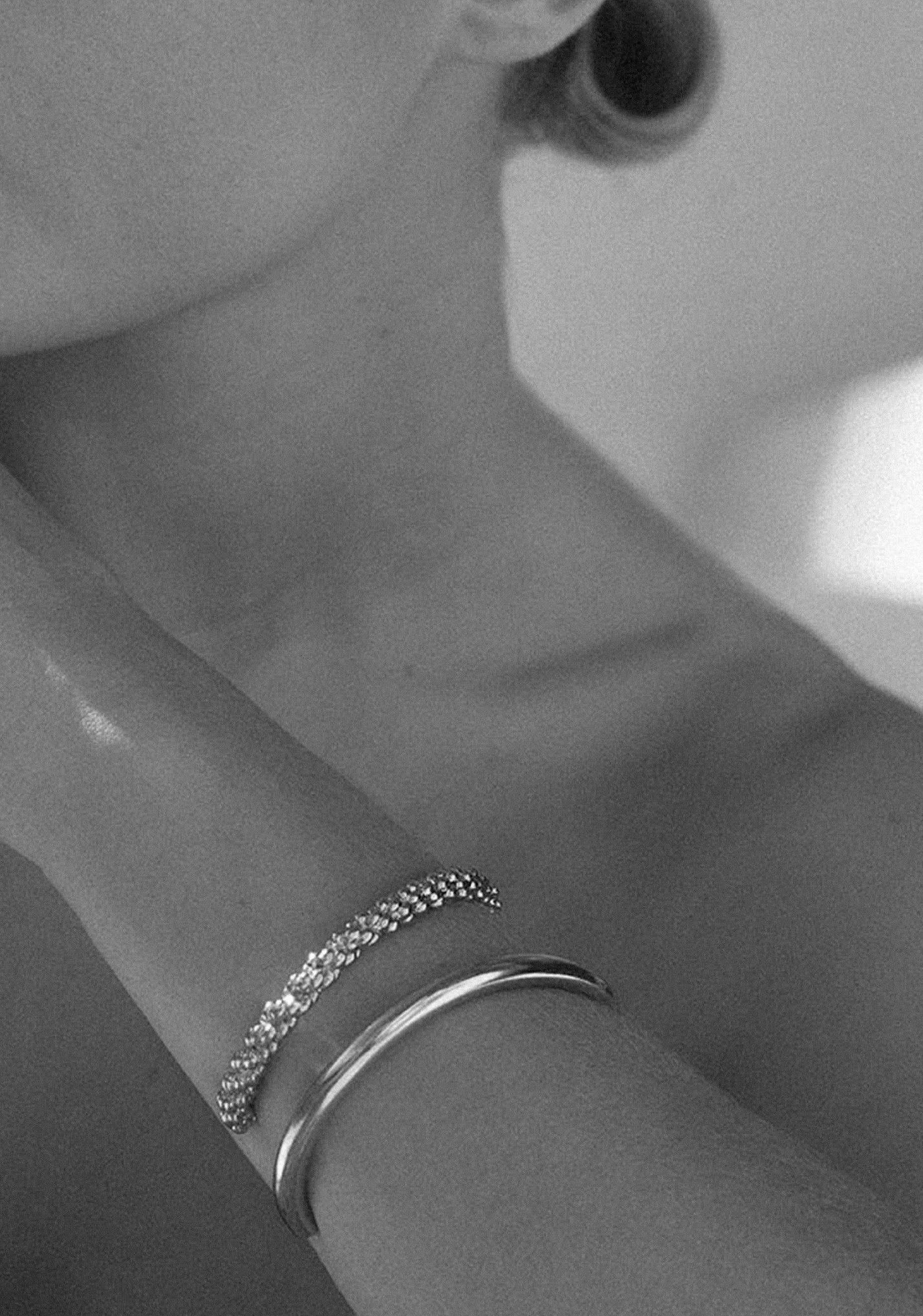 Esther Bracelet_Gold