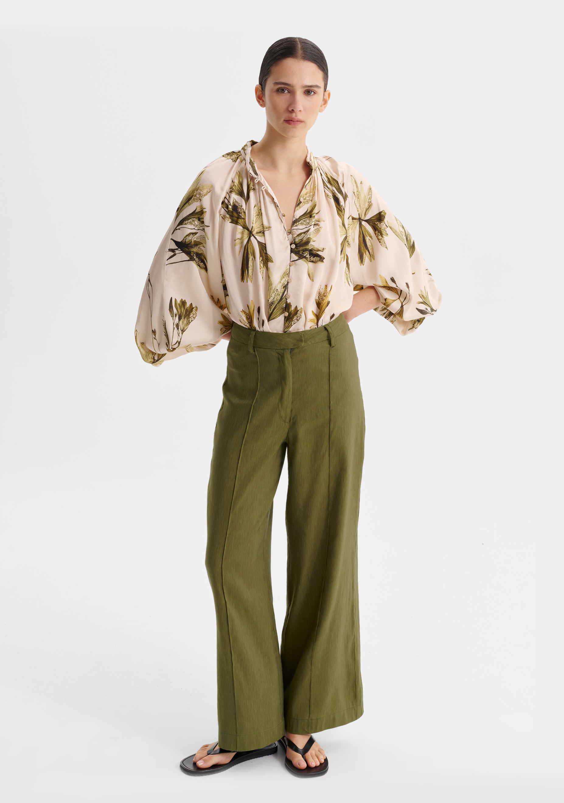 Victoria Pintuck Pant_Chive