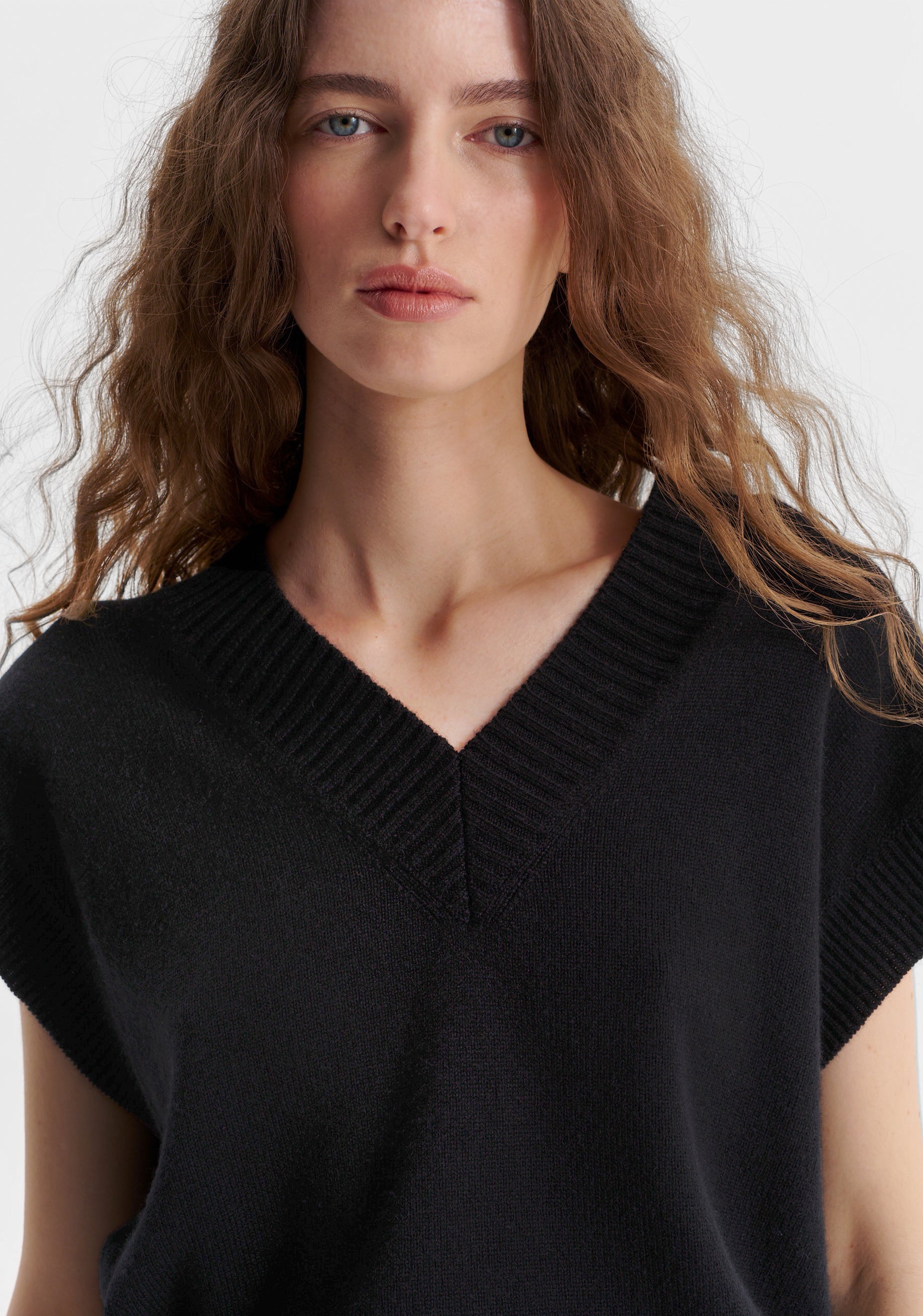 Winston Knit Vest_Black – Morrison