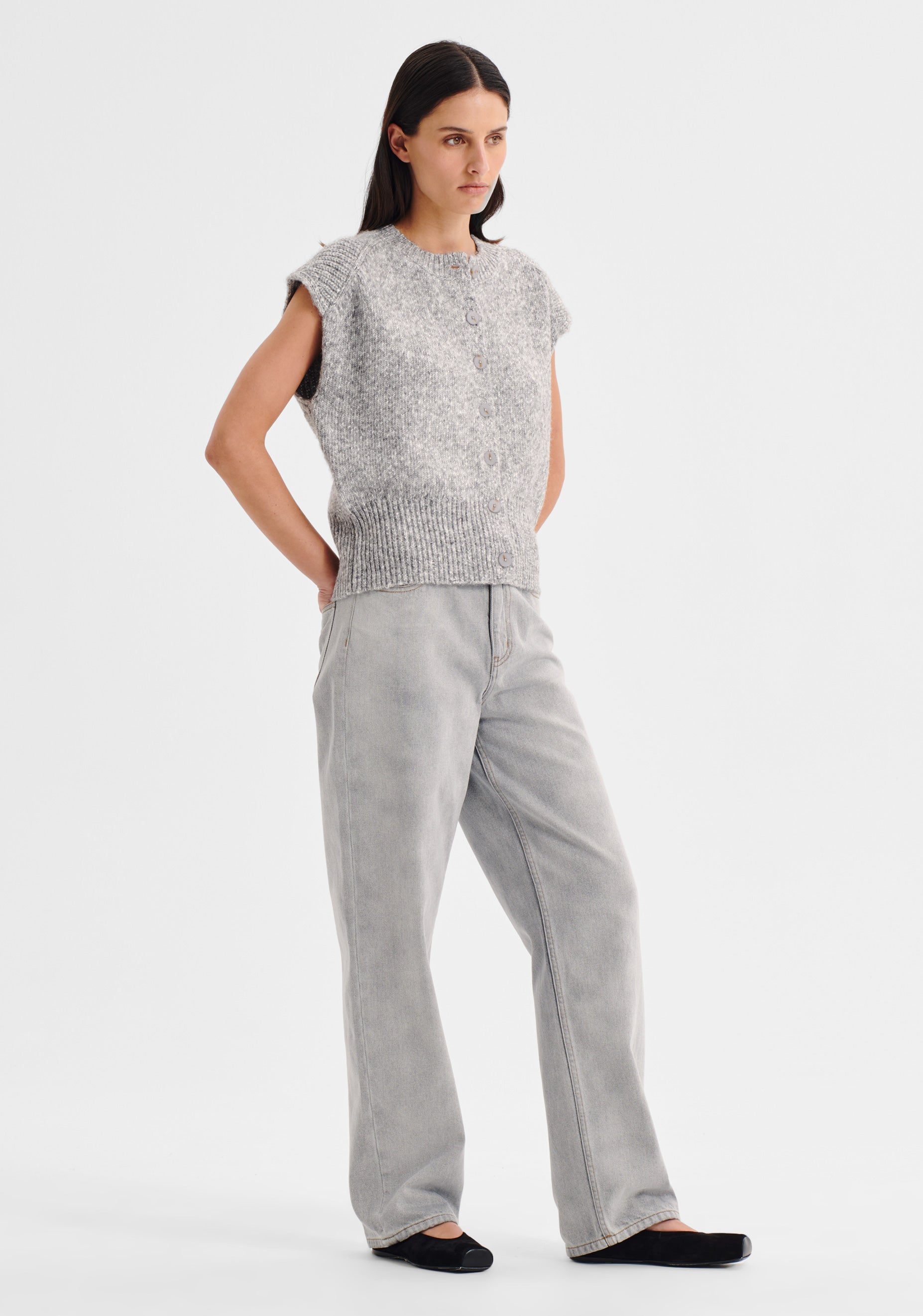 Zoe Knit Vest_Grey Marle – Morrison