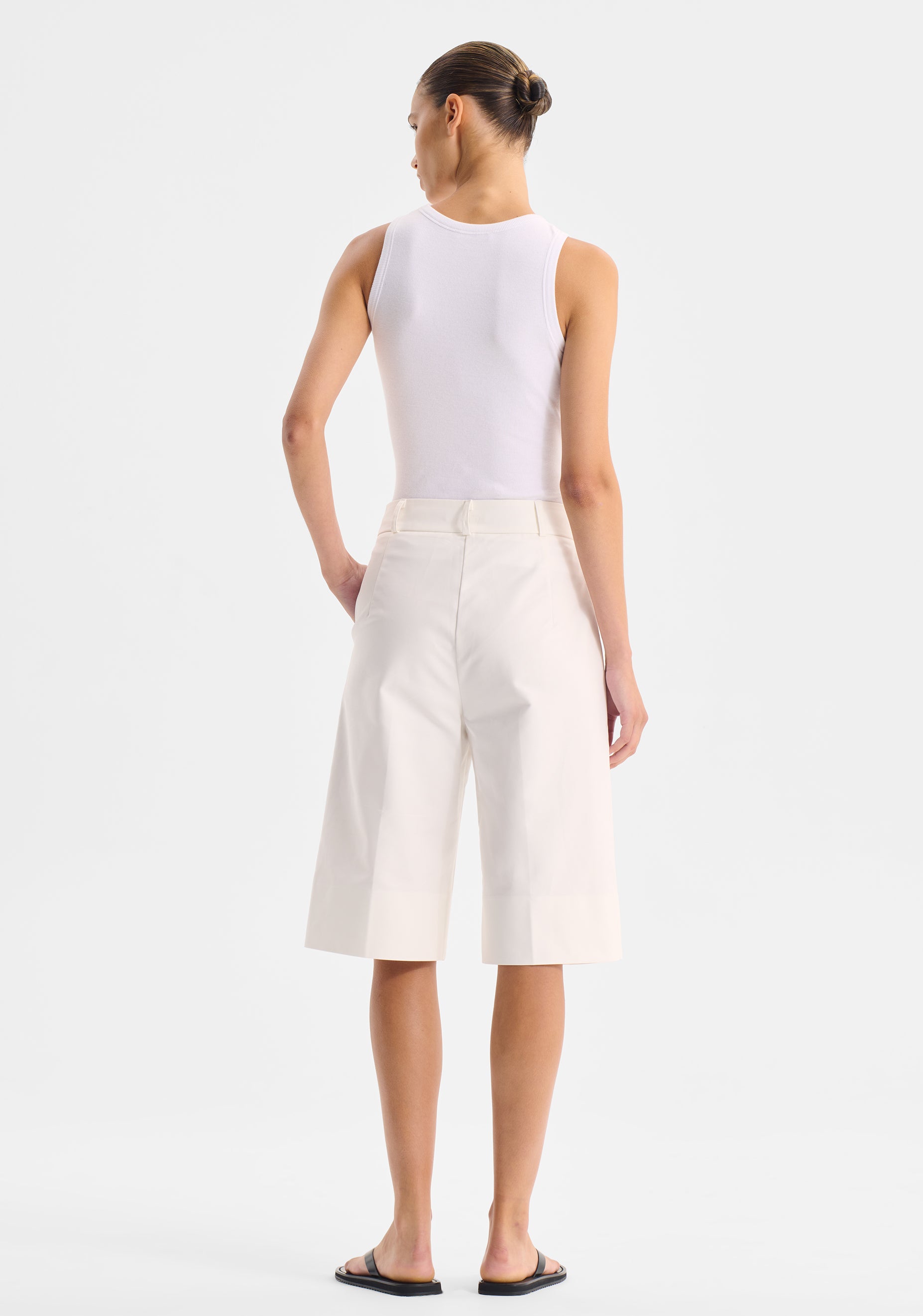 Elliott Bermuda Short_White