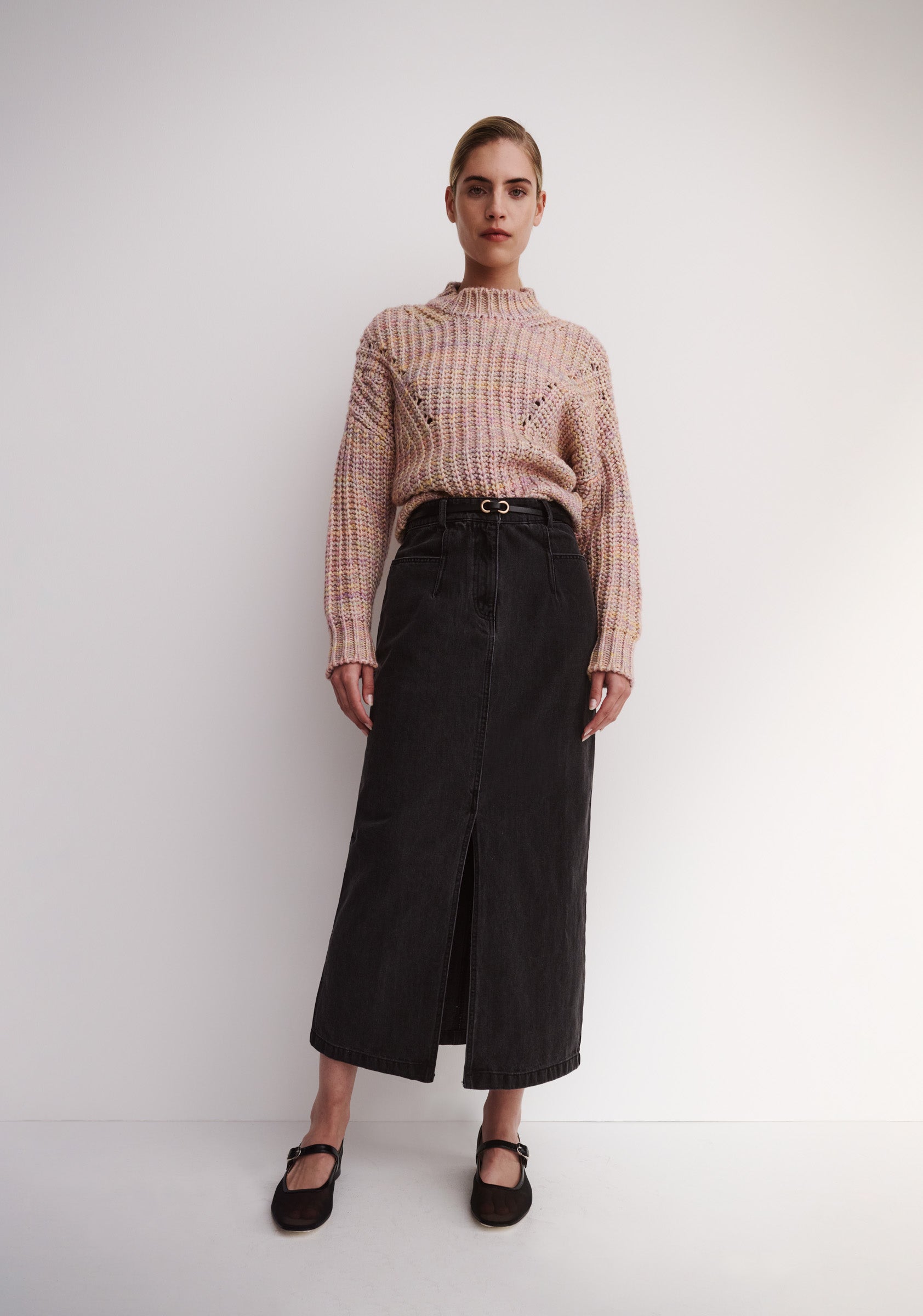 Black jean skirt outfit designer online hotsell