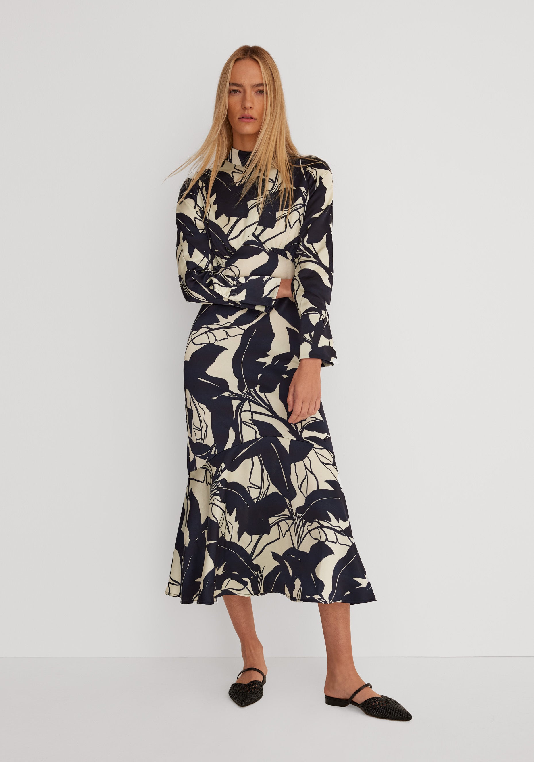 Sabine Dress Print – Morrison